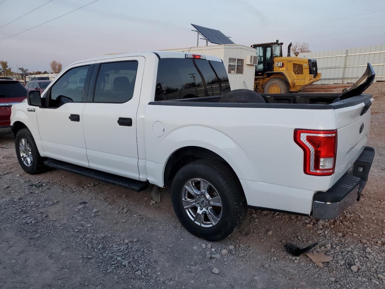 2016 Ford F150 Supercrew - Фото 2