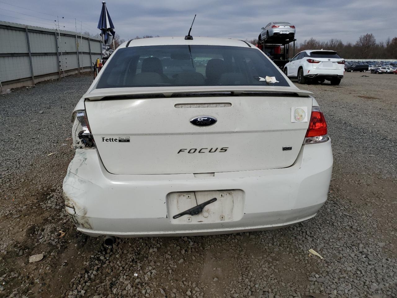 2010 Ford Focus Se - Фото 6