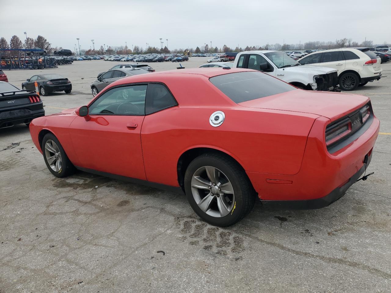 2015 Dodge Challenger Sxt - Фото 2