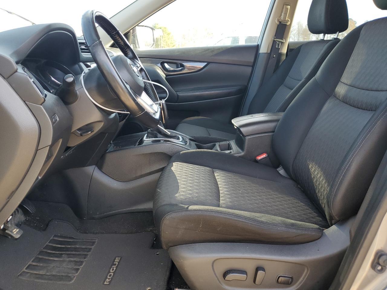 2017 Nissan Rogue S - Image 7