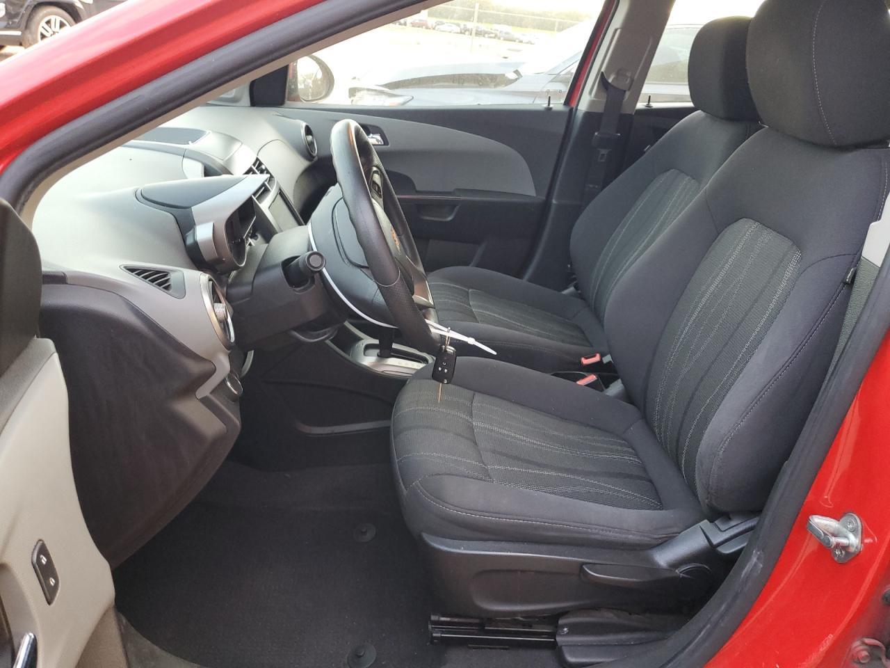 2014 Chevrolet Sonic Lt - Фото 7