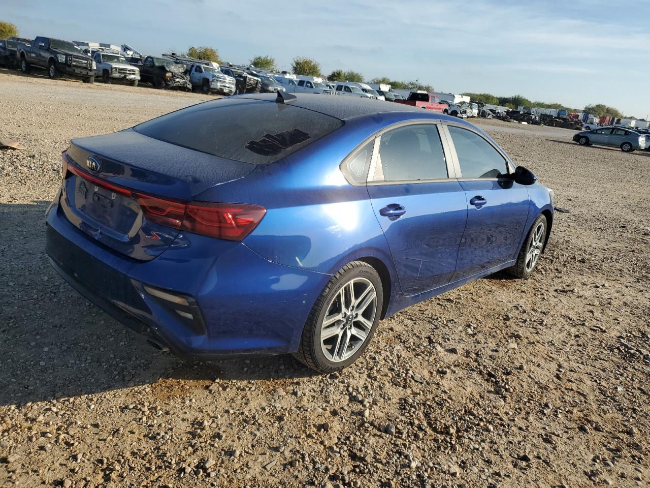 2019 Kia Forte Gt Line - Фото 3