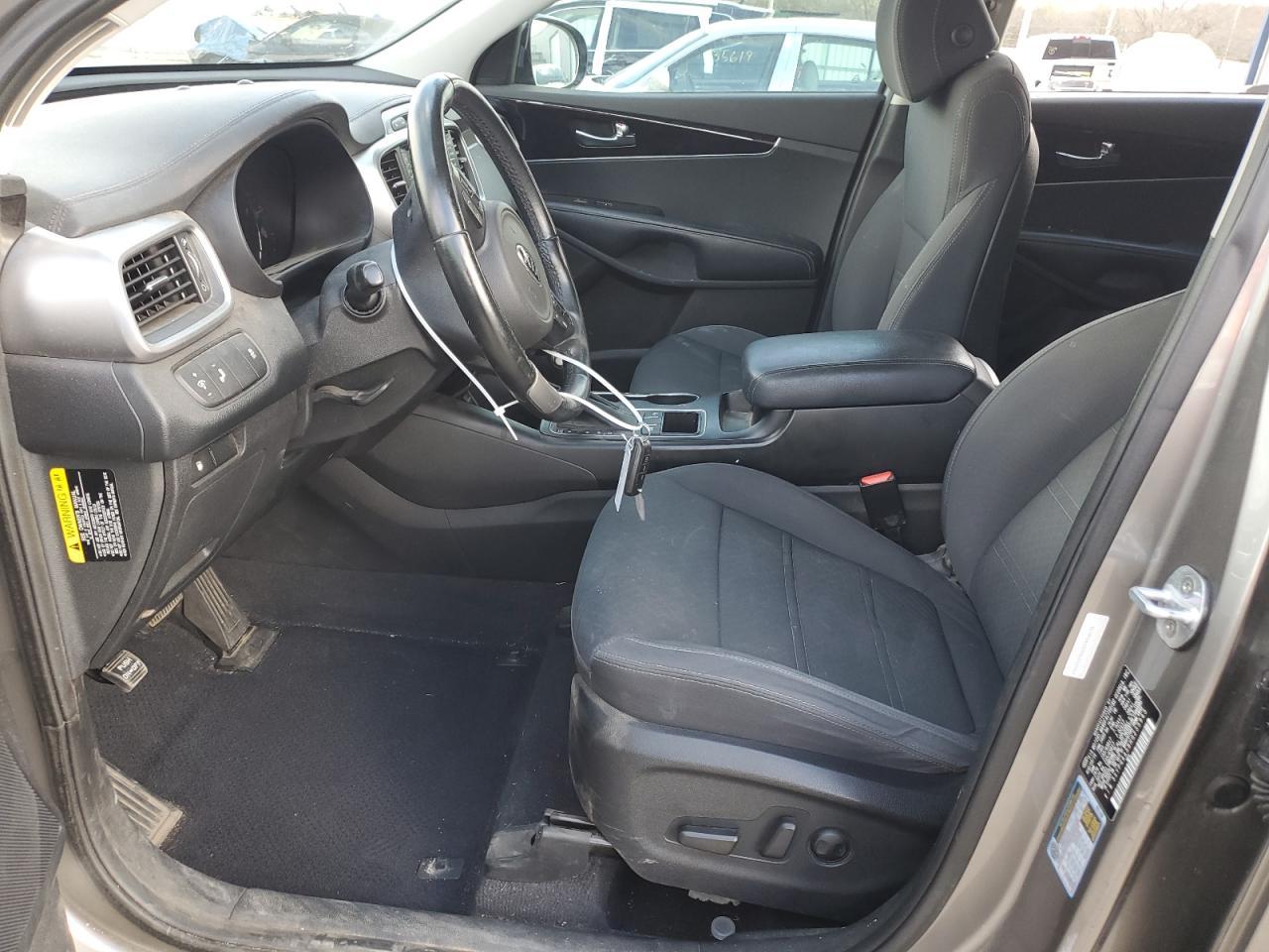 2017 Kia Sorento Lx - Image 7