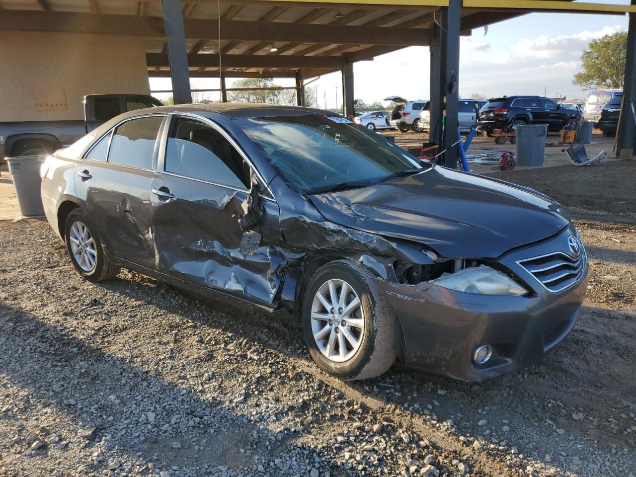 2011 Toyota Camry Base - Фото 4