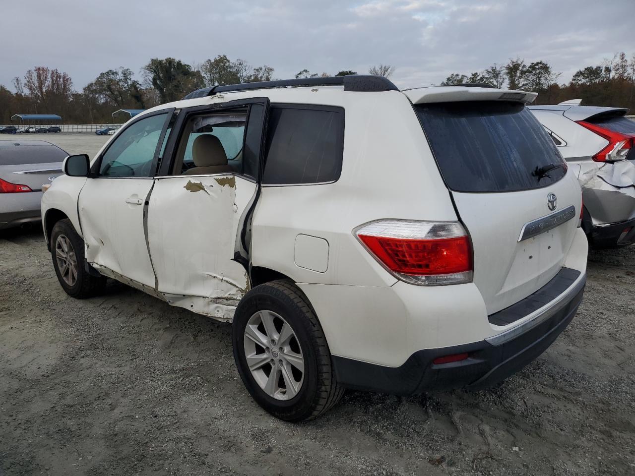 2013 Toyota Highlander Base - Фото 2