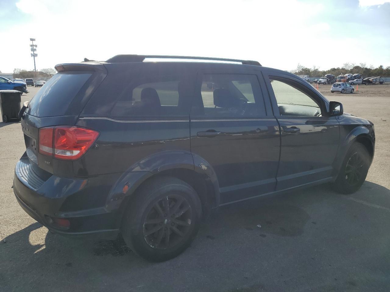 2015 Dodge Journey Sxt - Image 3