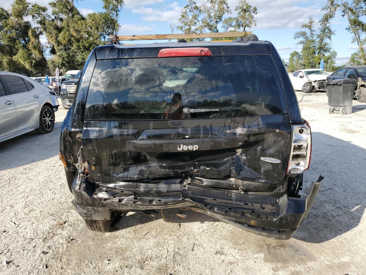 2014 Jeep Patriot Latitude - Фото 6