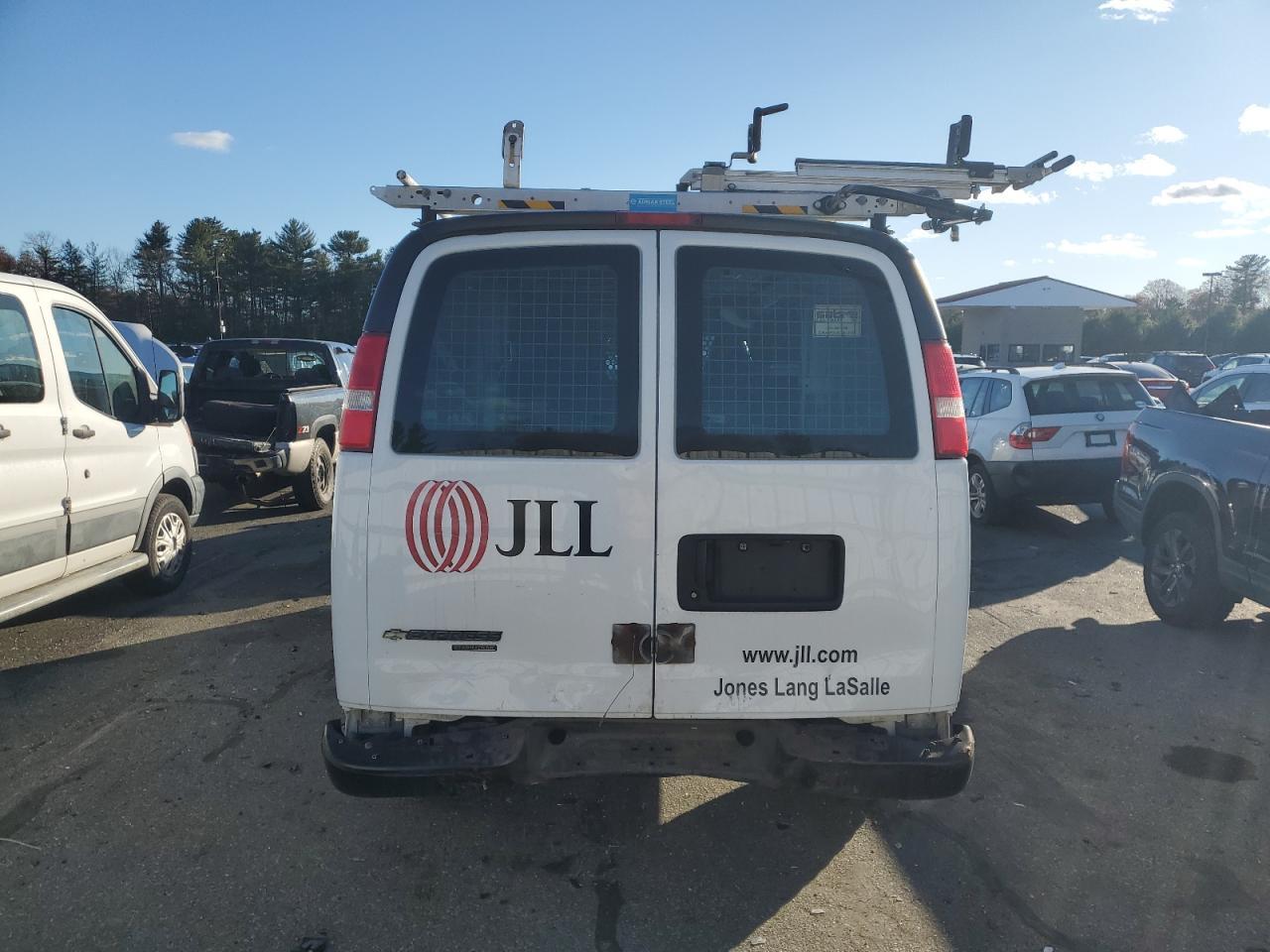 2016 Chevrolet Express G2500 - Фото 6
