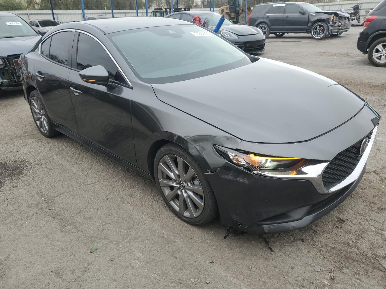 2022 Mazda 3 Select - Image 4