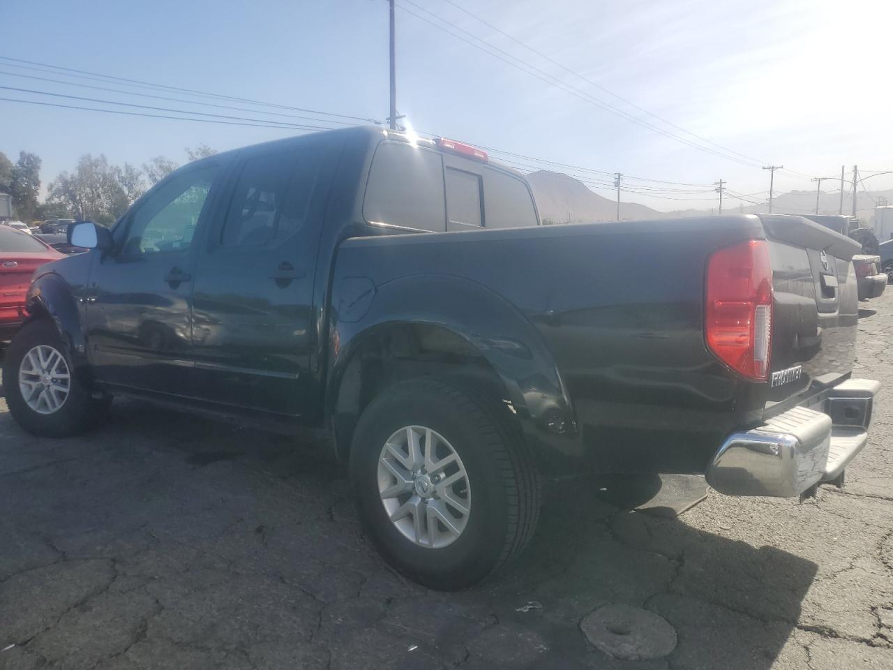 2017 Nissan Frontier S - Фото 2