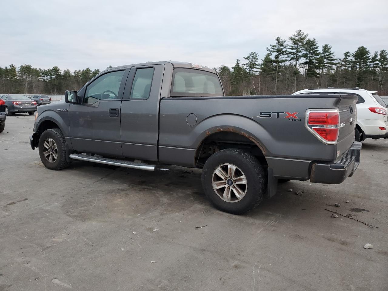 2013 Ford F150 Super Cab - Фото 2