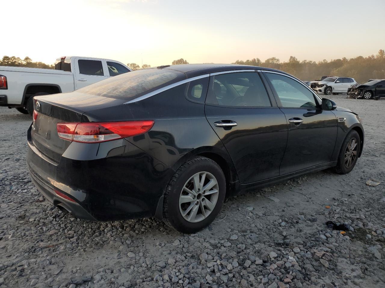 2016 Kia Optima Lx - Фото 3