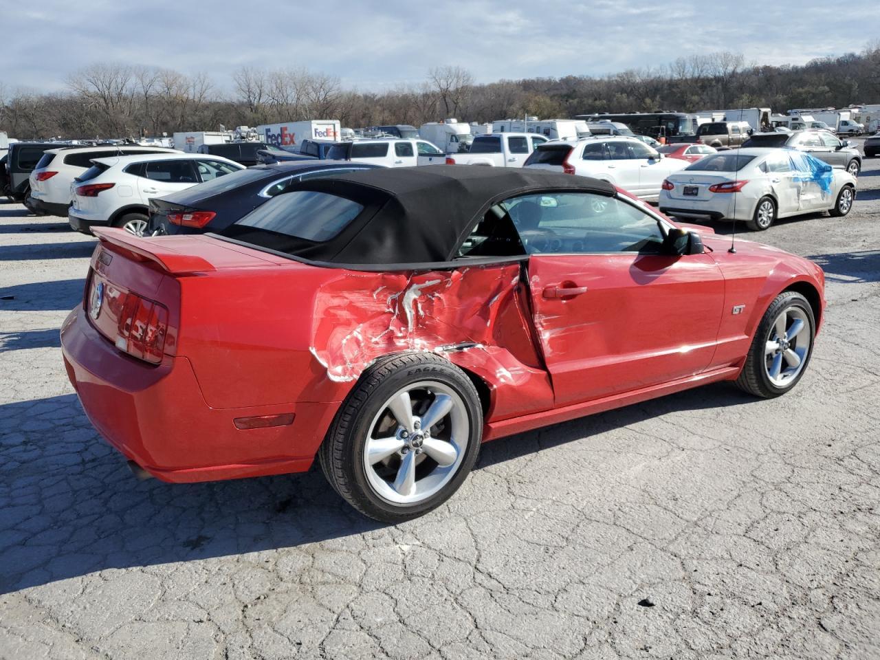 2008 Ford Mustang Gt - Фото 3