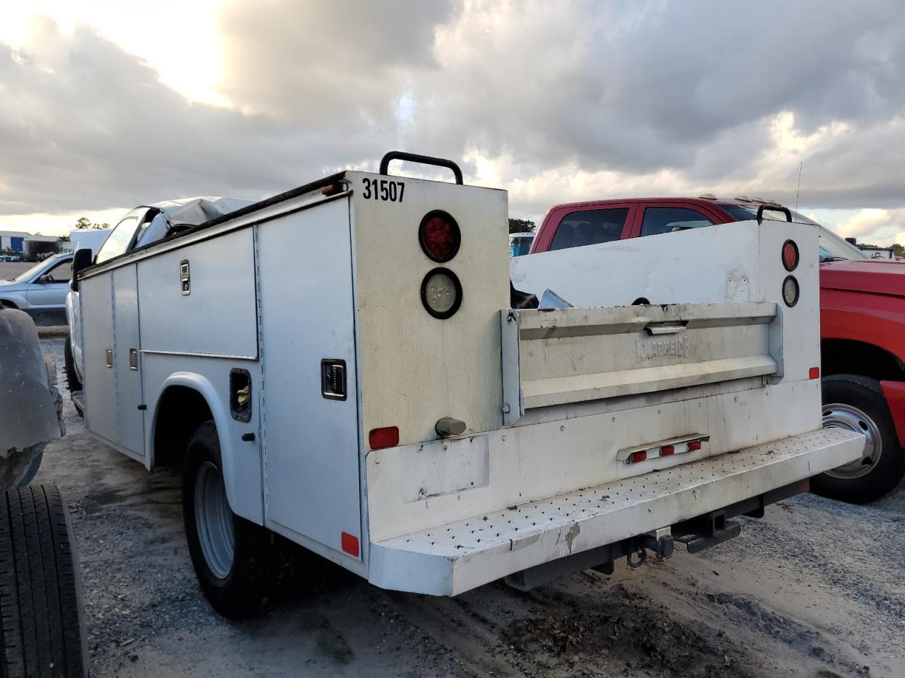 2015 Ford F350 Super Duty - Image 2