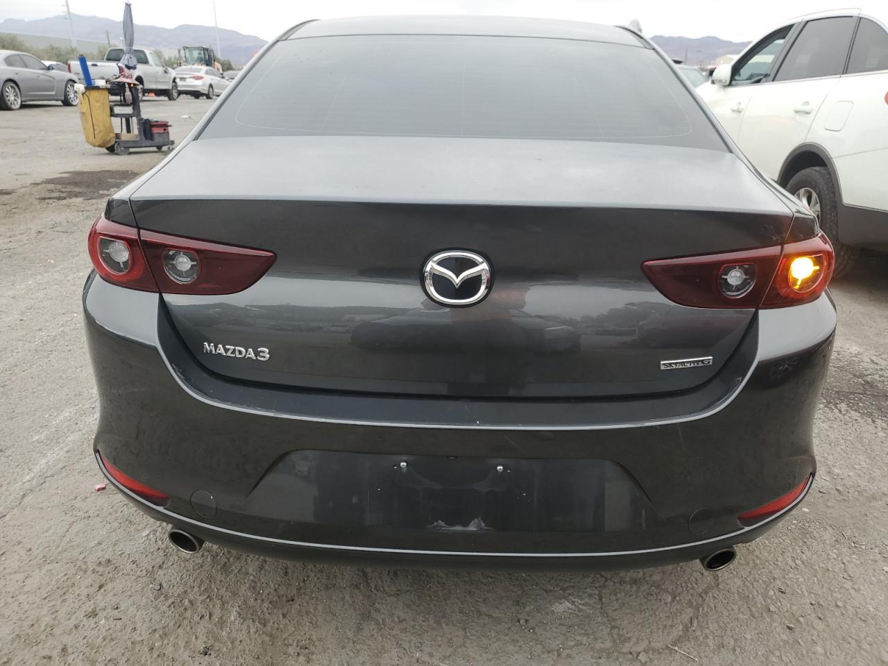 2022 Mazda 3 Select - Image 6