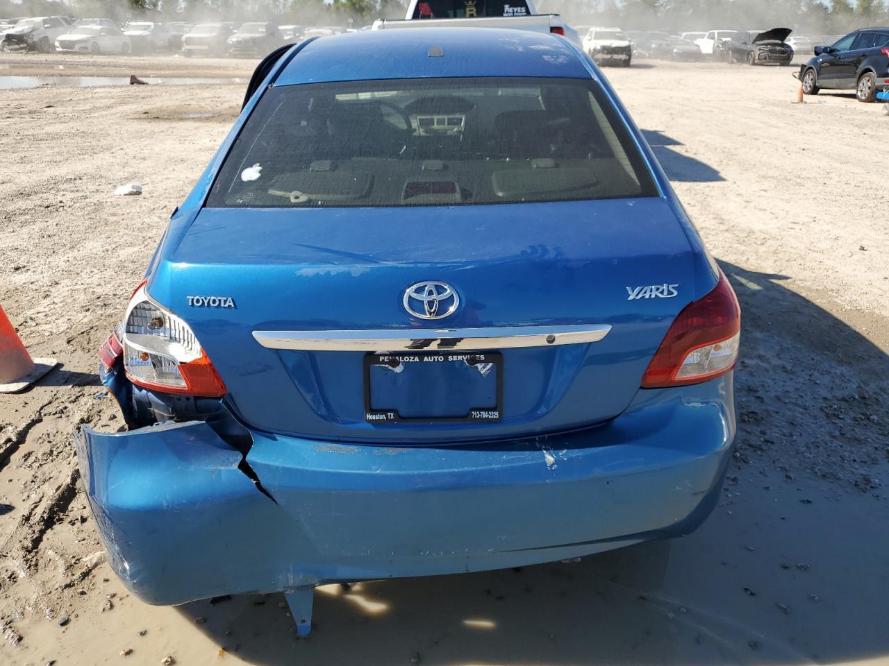 2010 Toyota Yaris - Фото 6