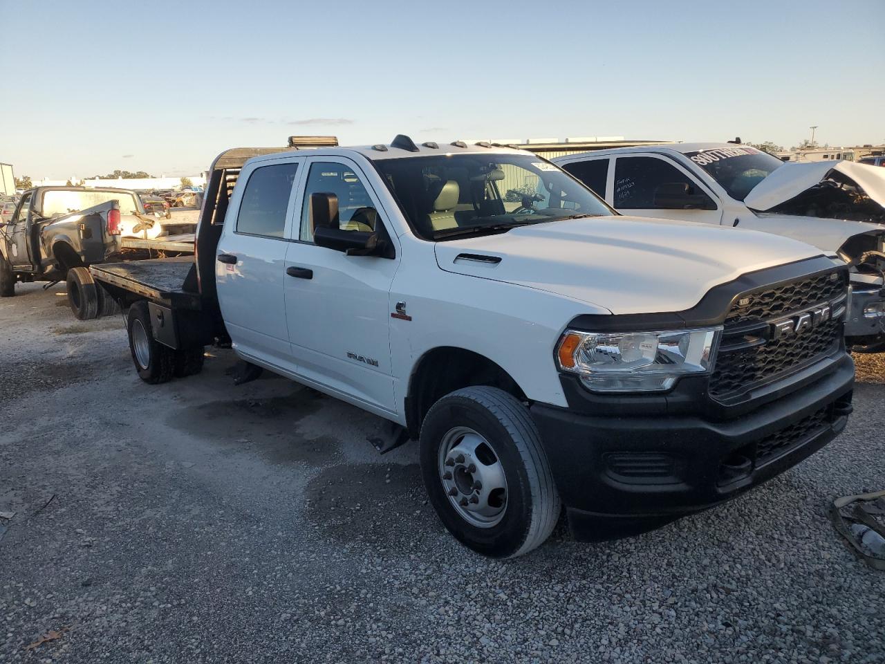 2022 Ram 3500 - Фото 4