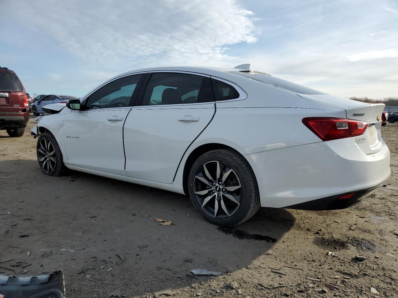 2018 Chevrolet Malibu Lt - Фото 2
