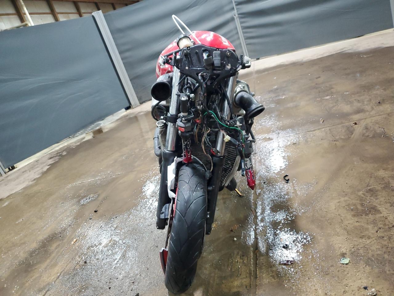 2000 Kawasaki Zx600 J1 - Image 3