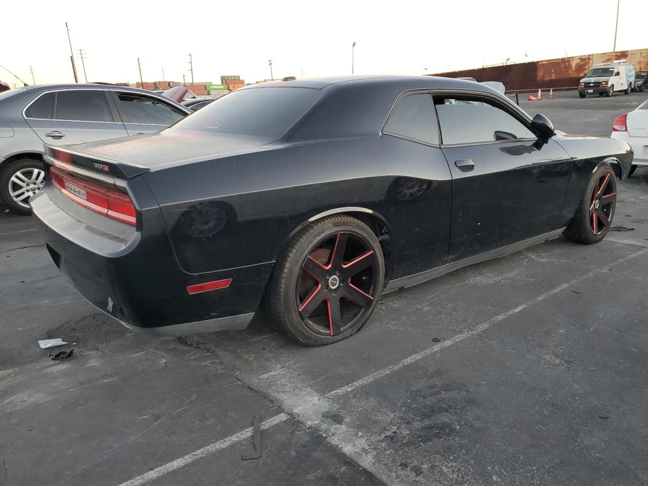 2012 Dodge Challenger Sxt - Фото 3