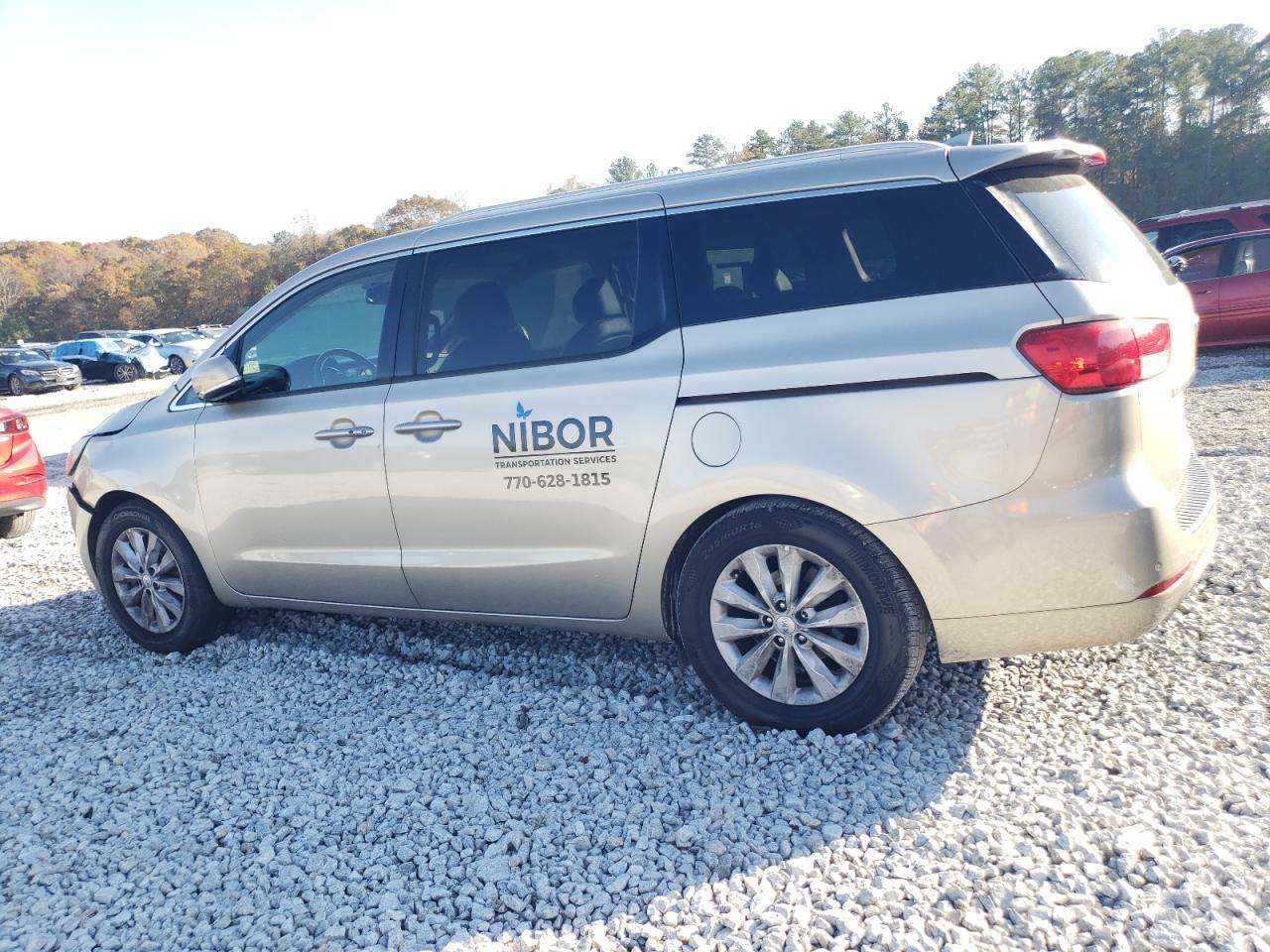 2016 Kia Sedona Ex - Фото 2