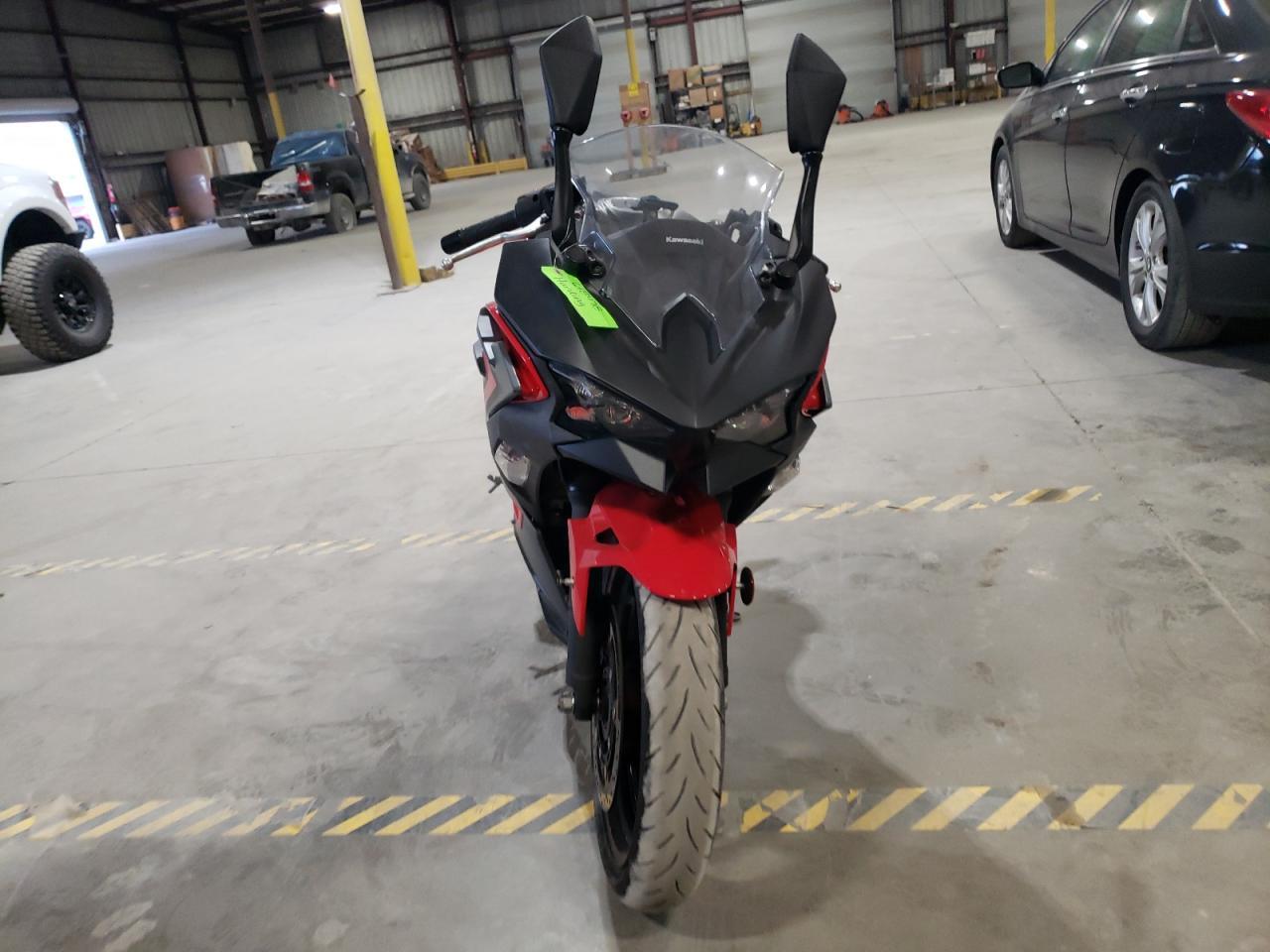 2024 Kawasaki Ex500 - Фото 2