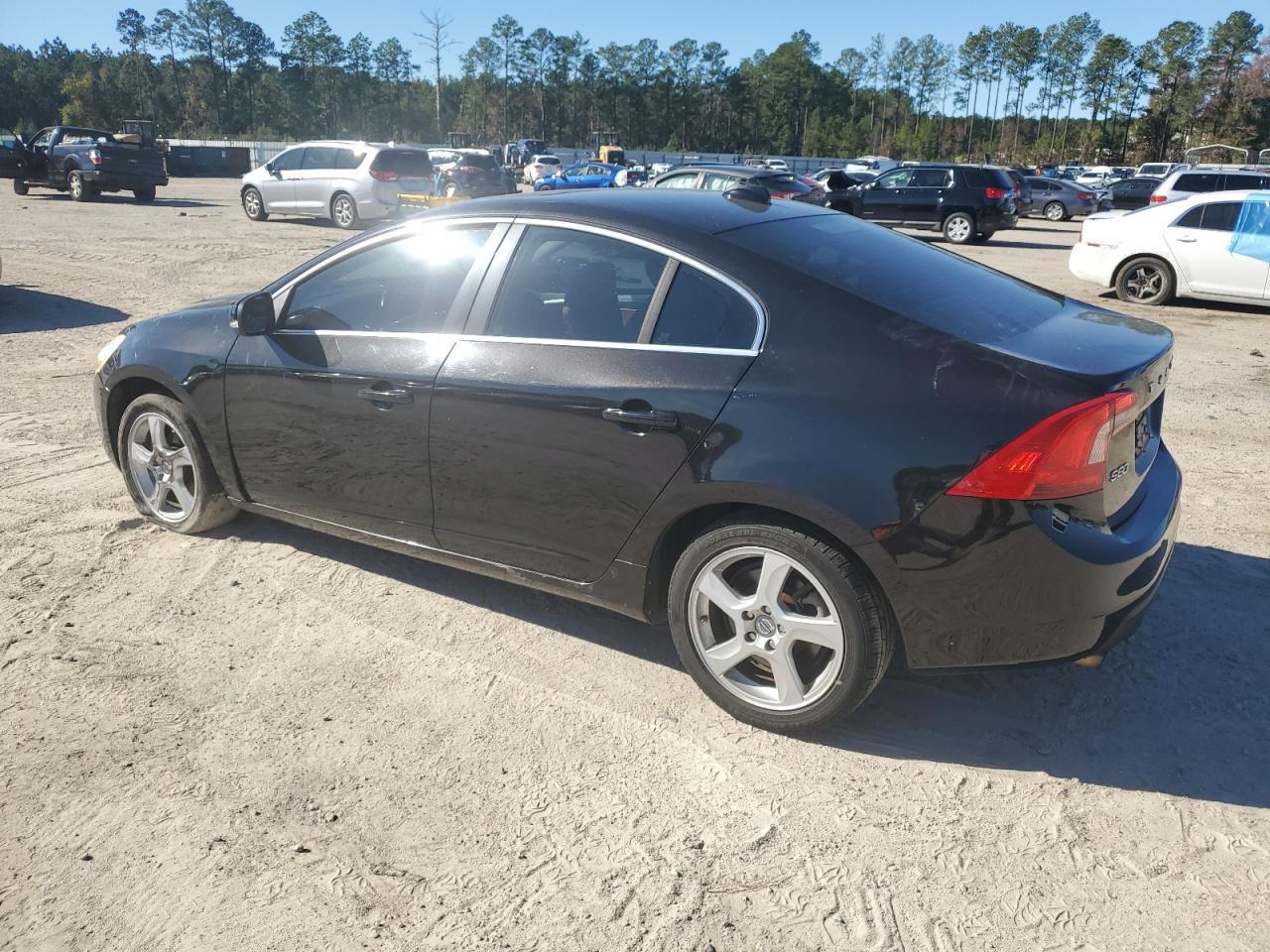 2012 Volvo S60 T5 - Image 2