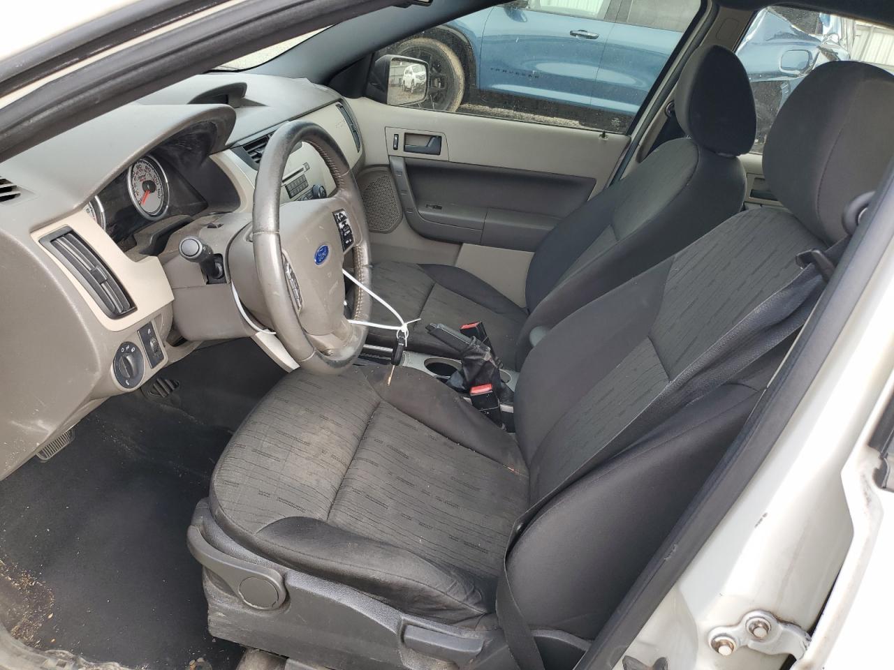 2010 Ford Focus Se - Фото 7