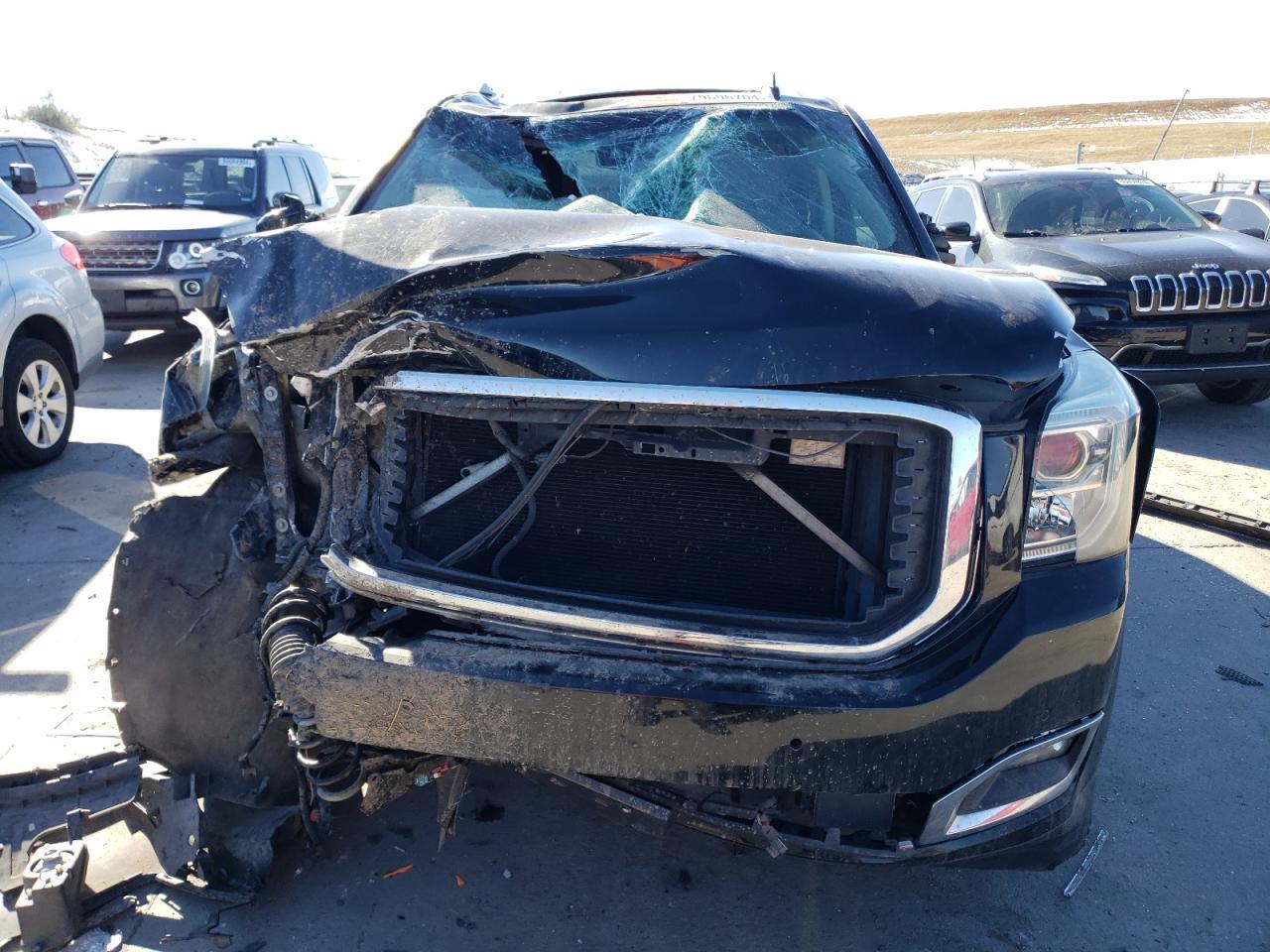 2015 GMC Yukon Denali - Фото 5