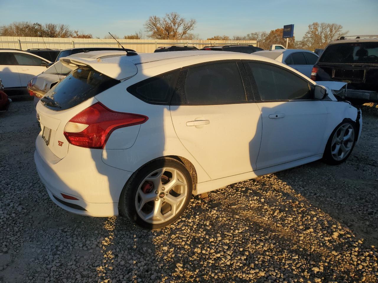 2014 Ford Focus St - Фото 3