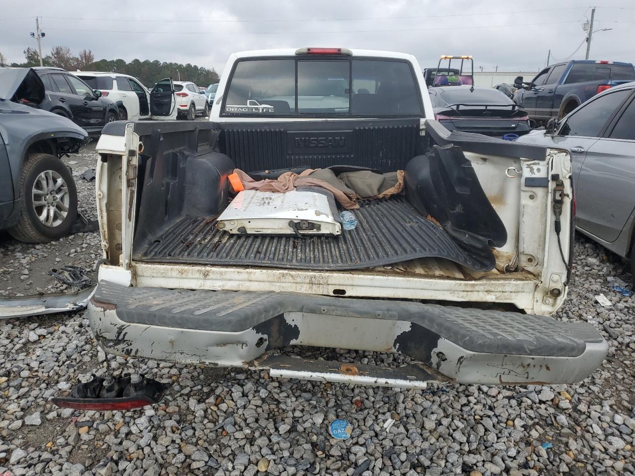 2003 Nissan Frontier King Cab Xe - Фото 6