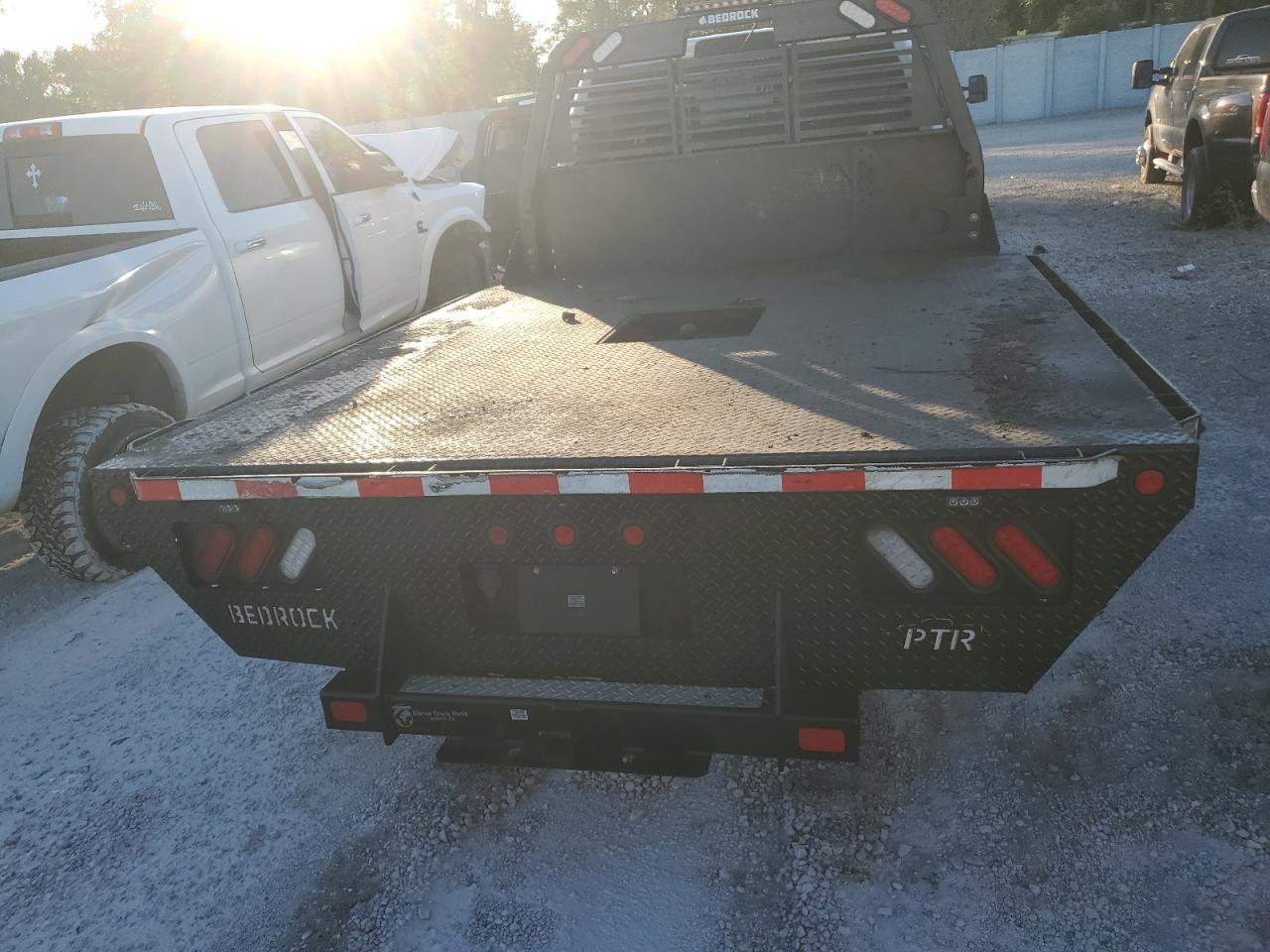 2022 Ram 3500 - Фото 6