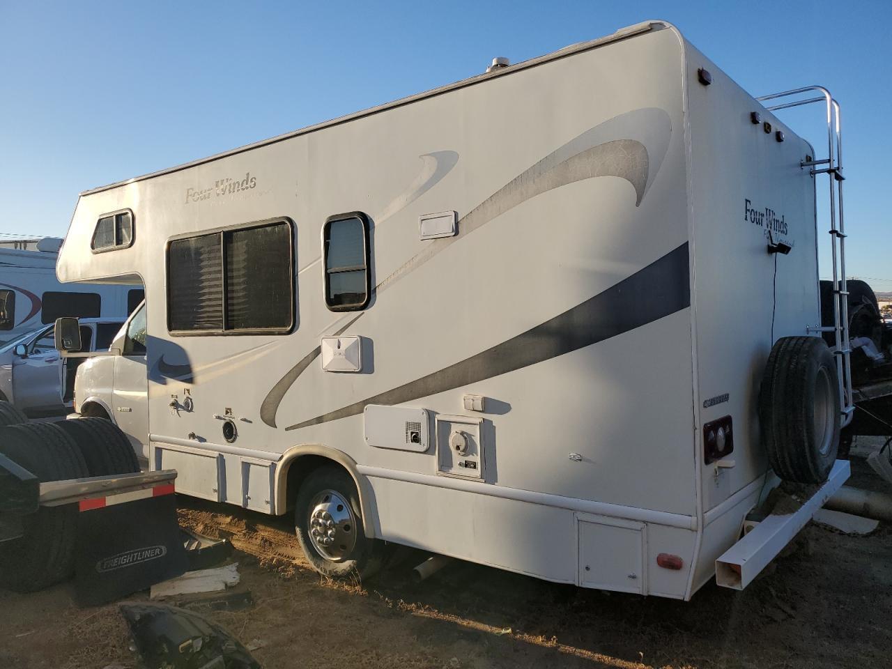 2006 Chevrolet Express G3500 - Фото 3
