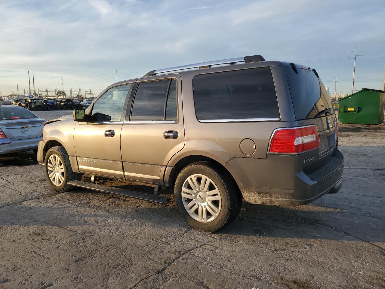 2012 Lincoln Navigator - Фото 2