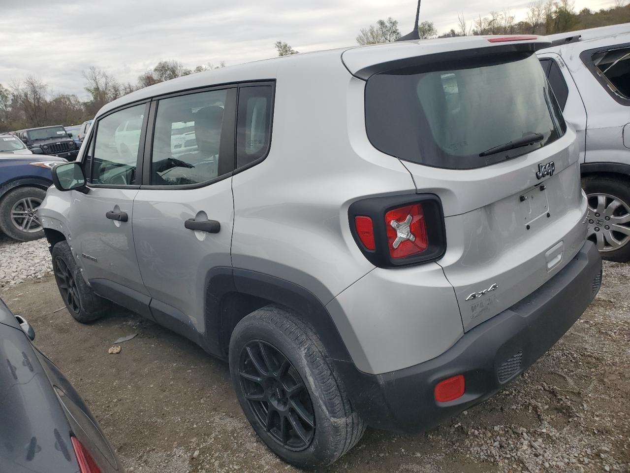 2019 Jeep Renegade Sport - Фото 2