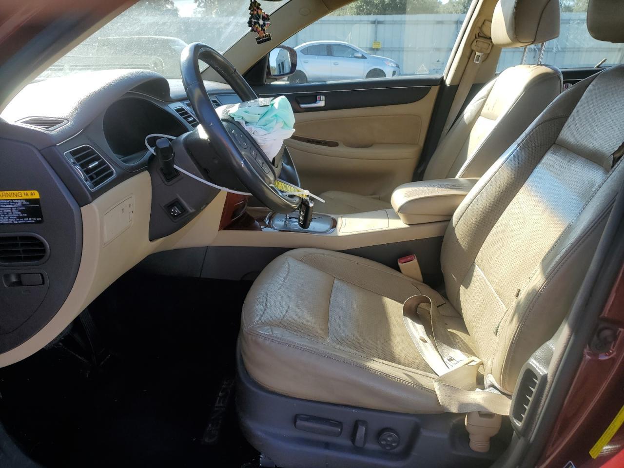 2012 Hyundai Genesis 3.8L - Фото 7