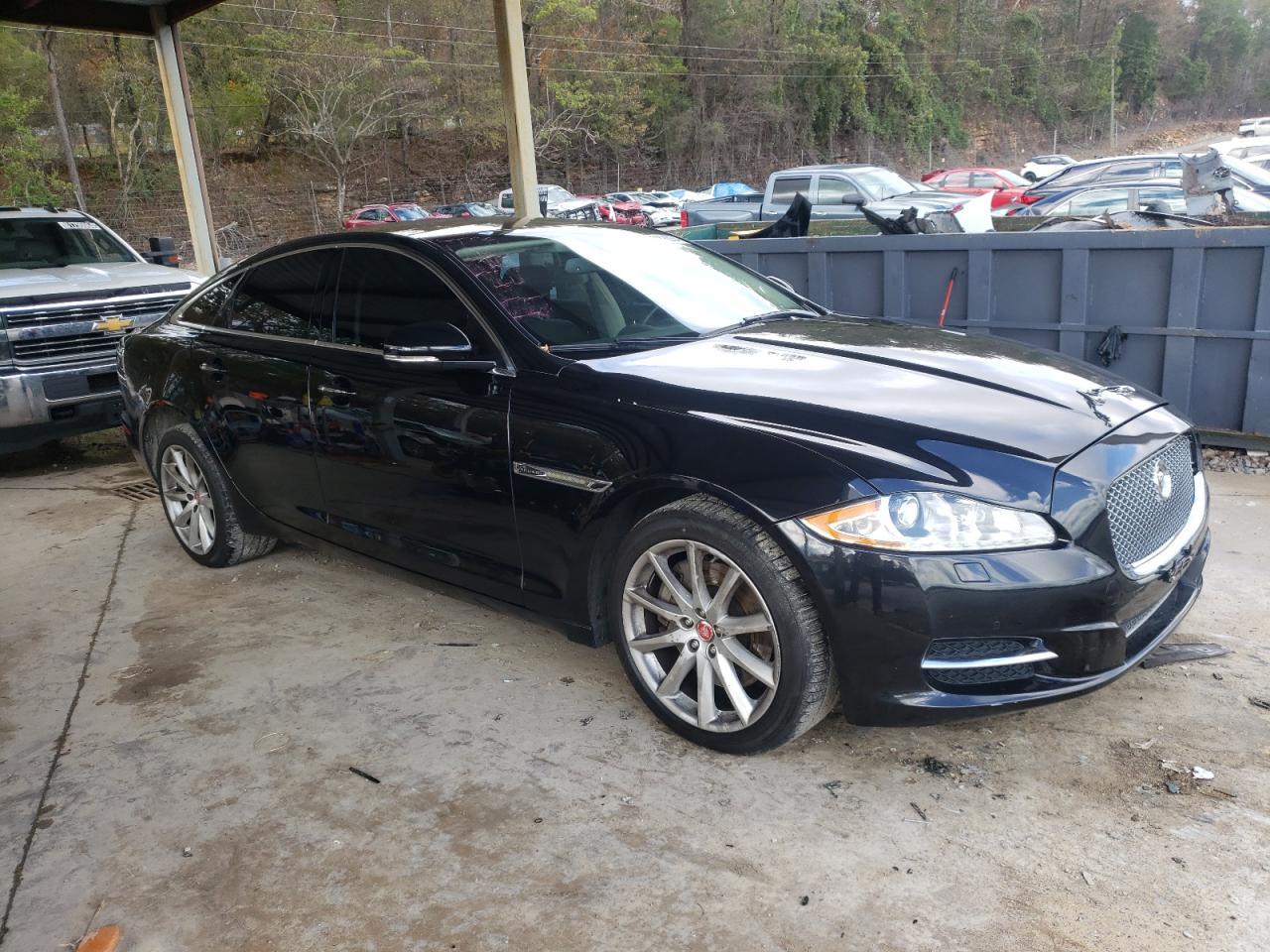2015 Jaguar Xj - Image 4