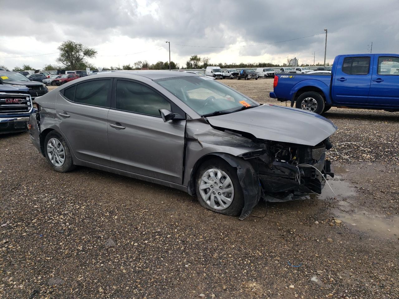 2020 Hyundai Elantra - Фото 4