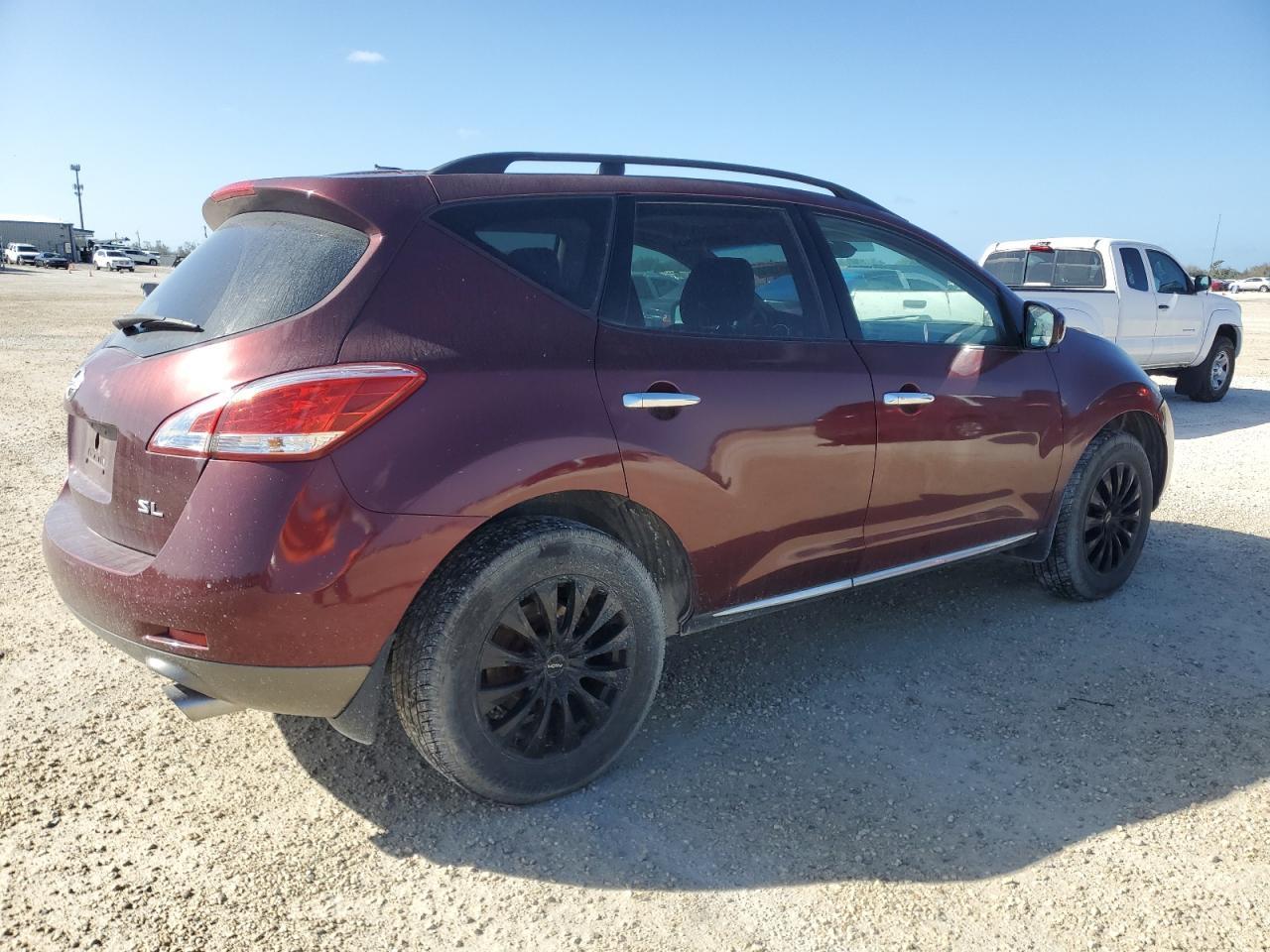 2011 Nissan Murano S - Фото 3