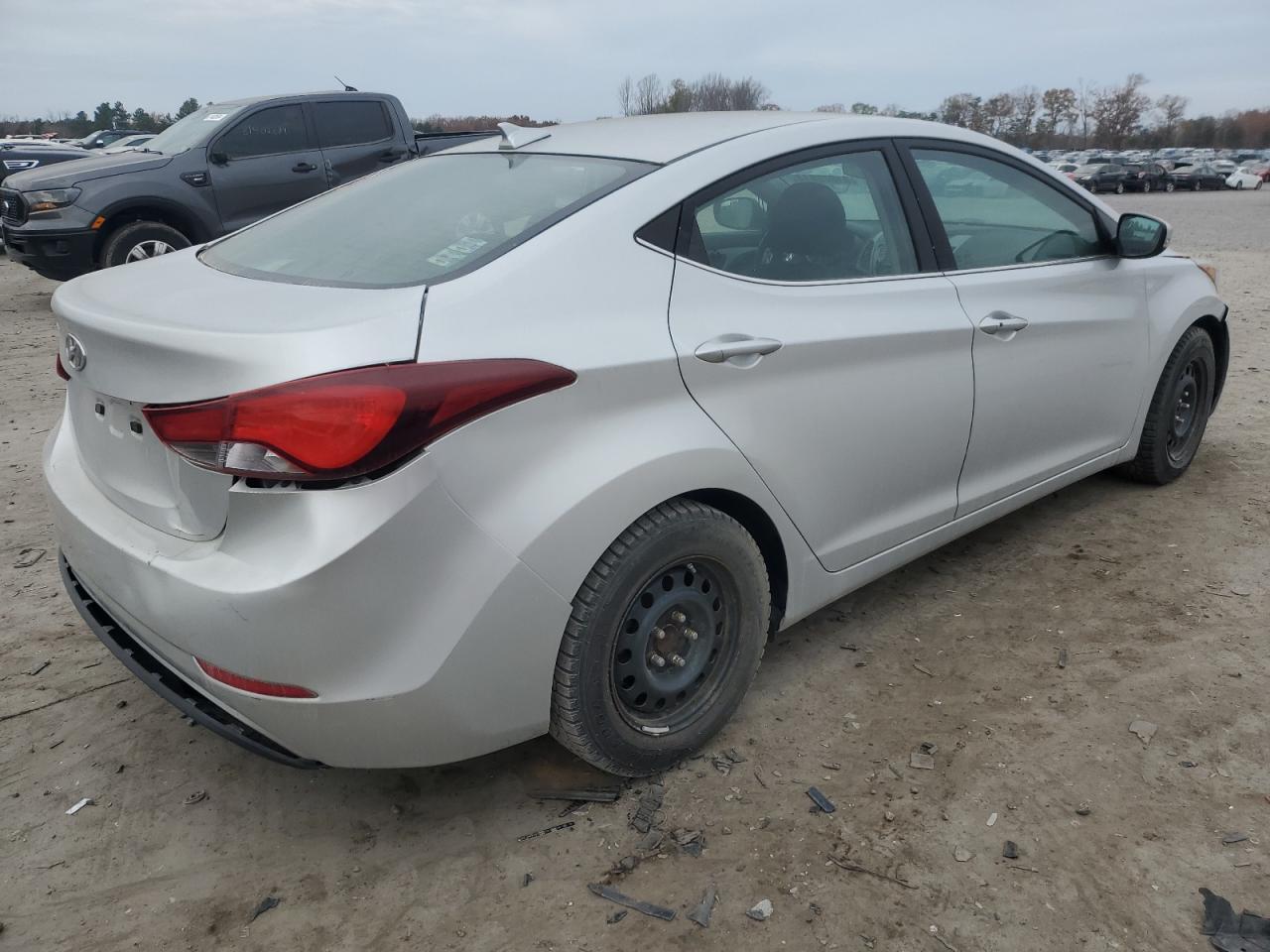 2016 Hyundai Elantra Se - Фото 3