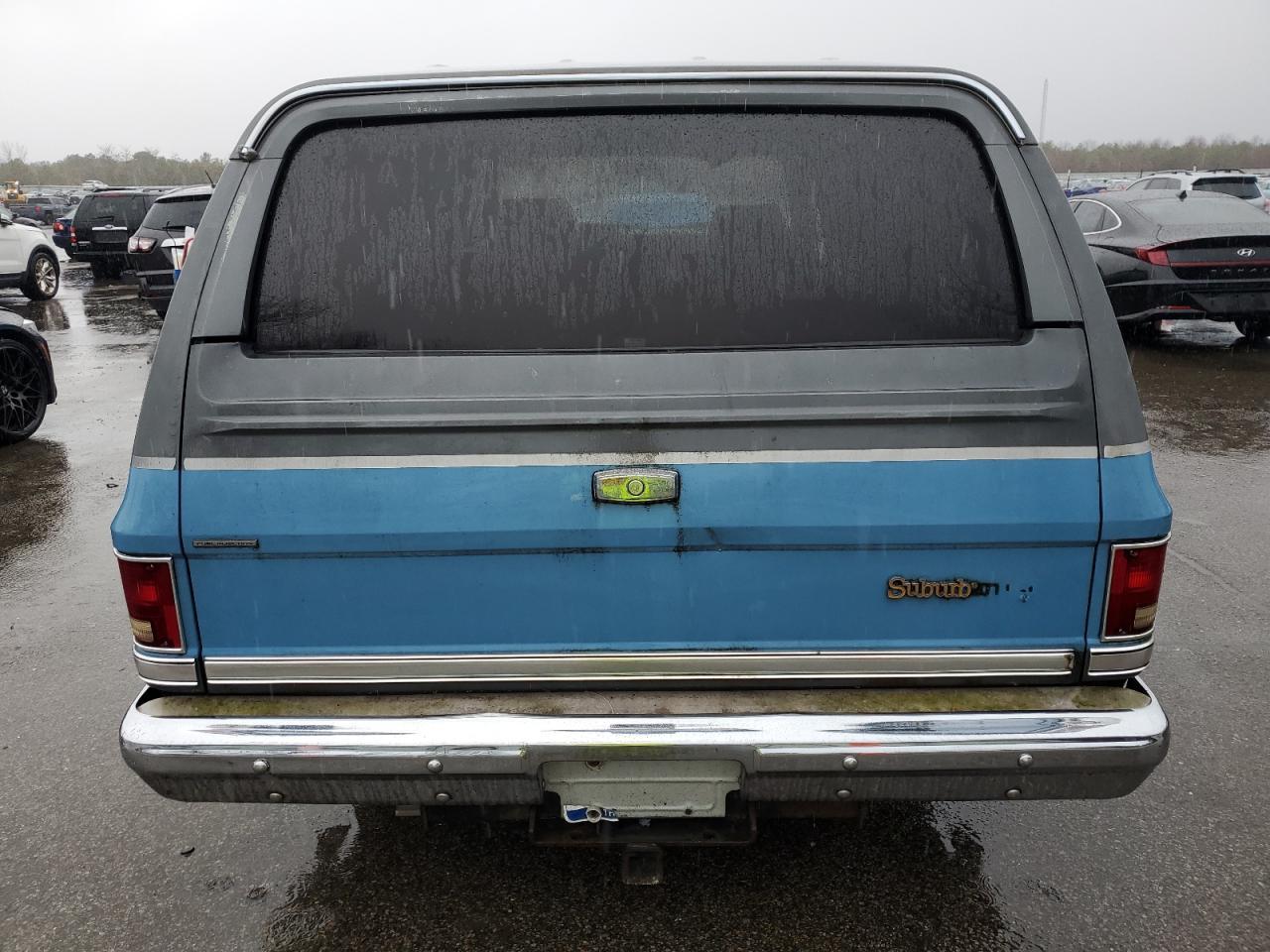 1987 Chevrolet Suburban V10 - Фото 6