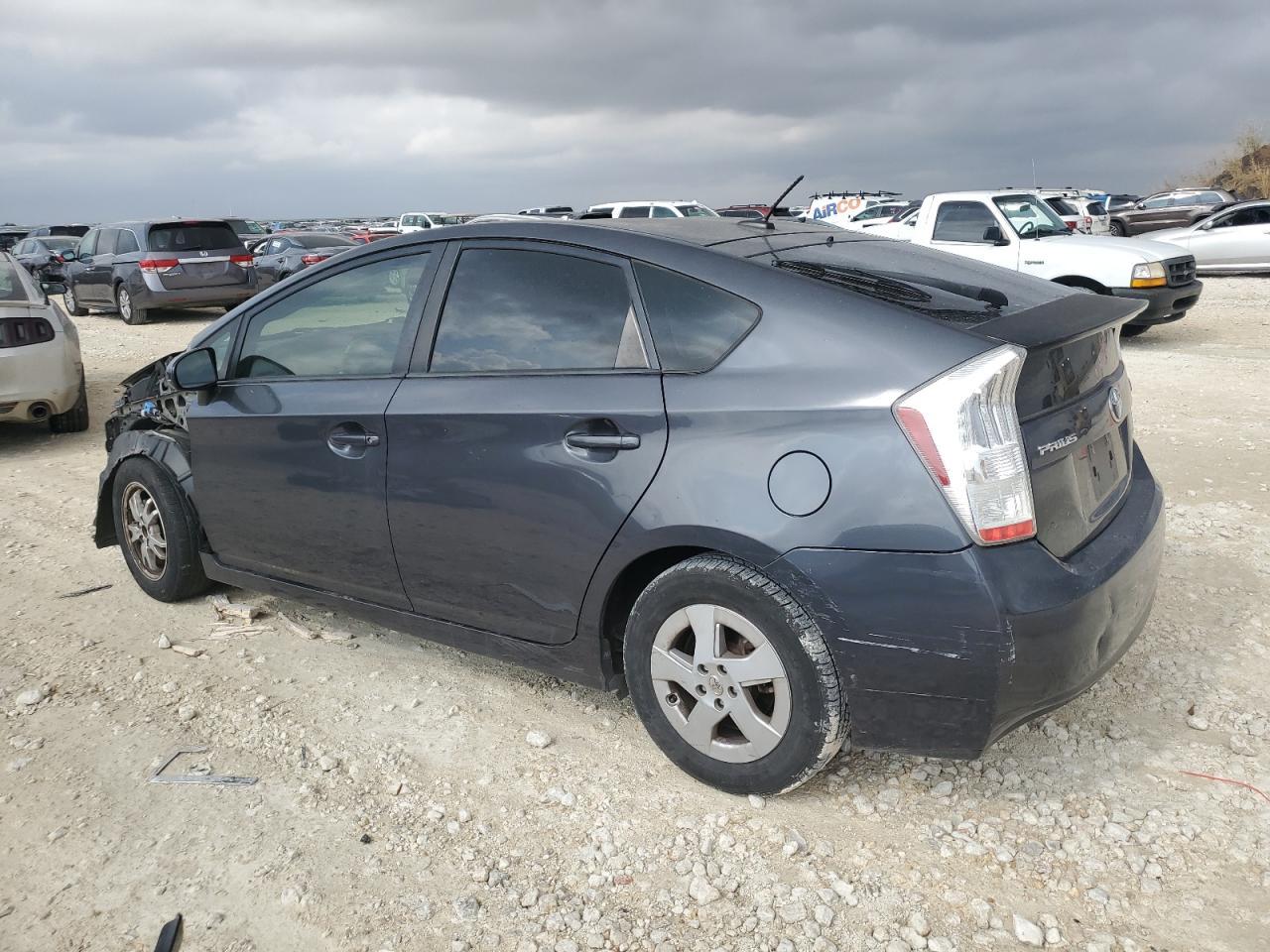 2011 Toyota Prius - Фото 2