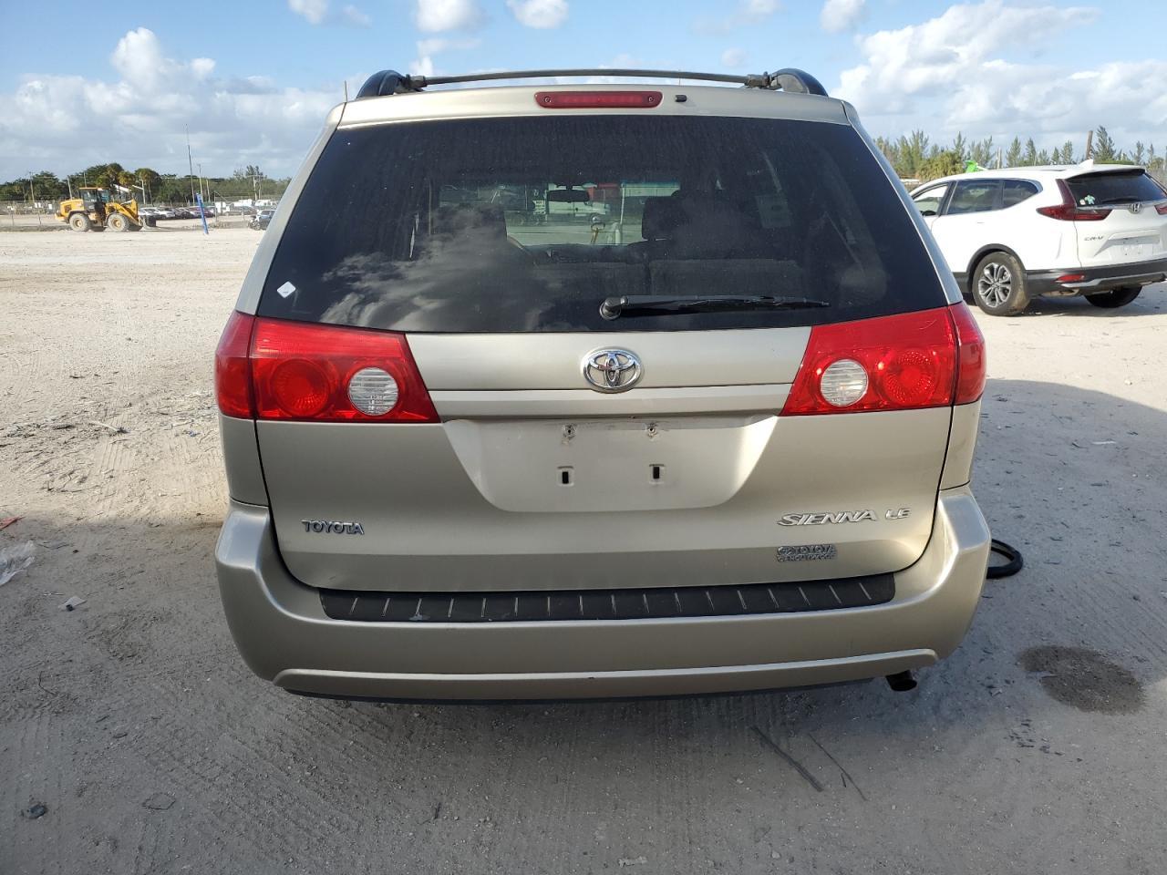 2008 Toyota Sienna Ce - Фото 6