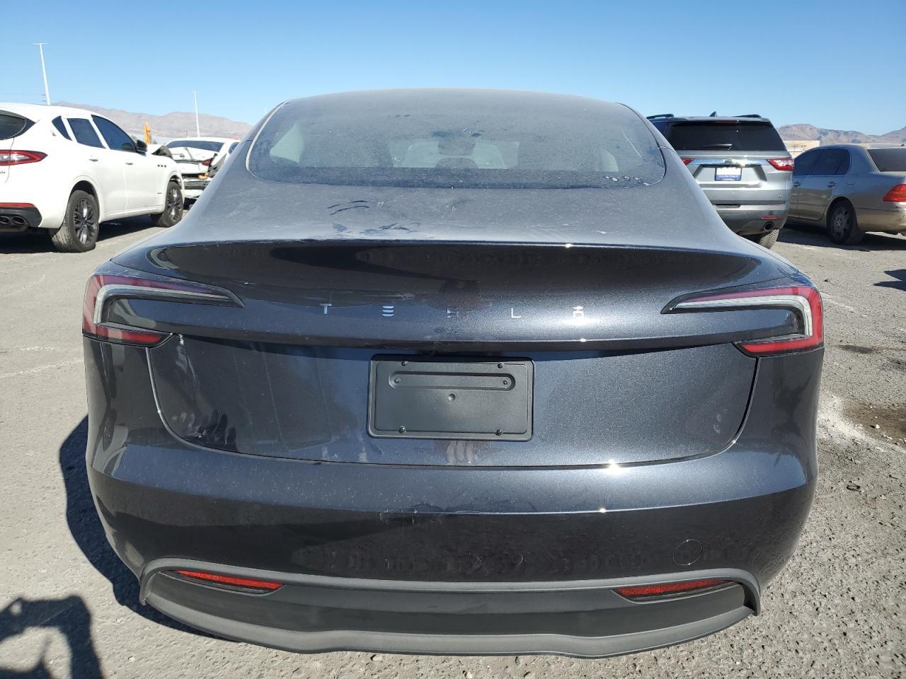 2024 Tesla Model 3 - Фото 6