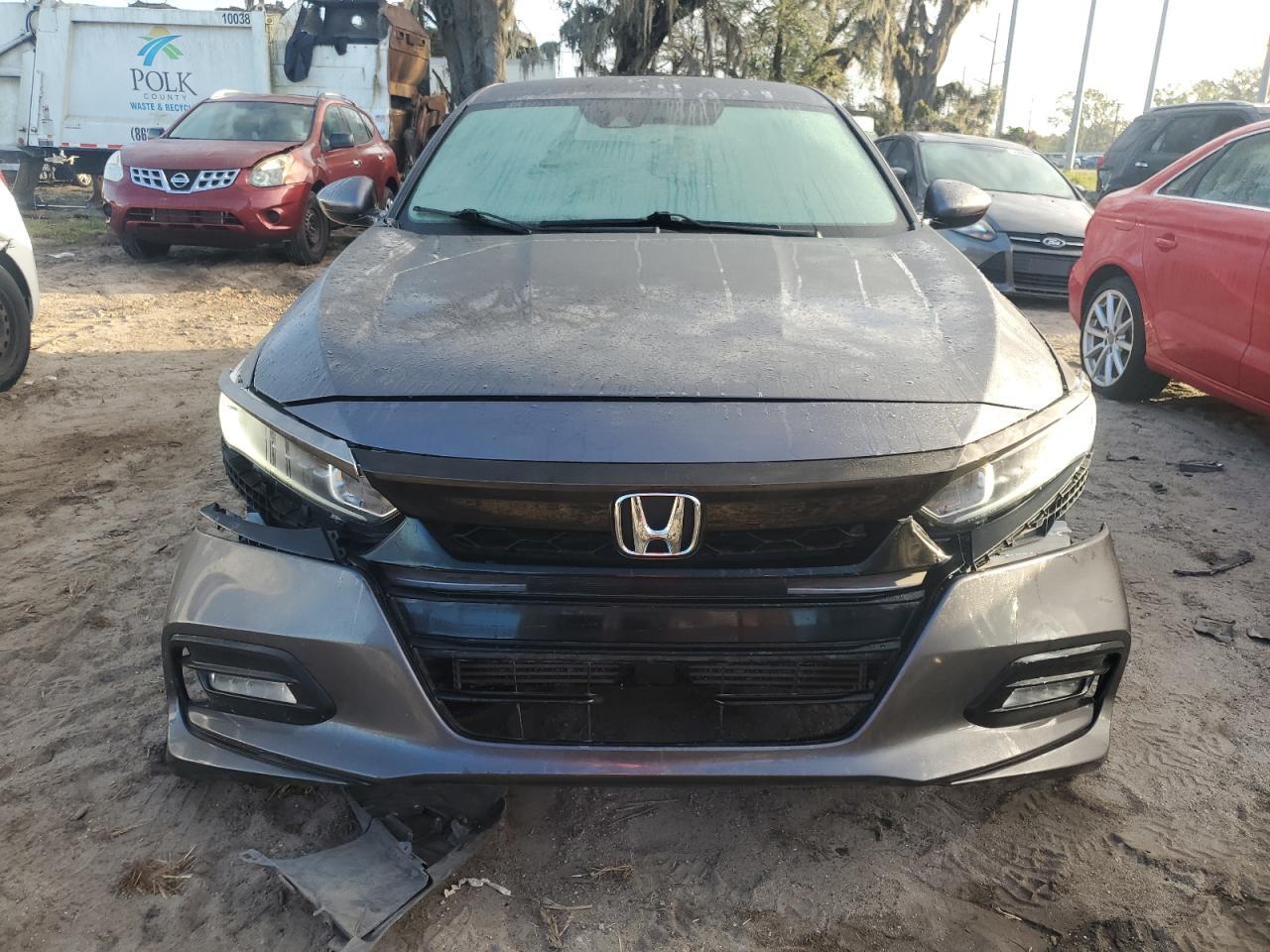 2018 Honda Accord Sport - Image 5