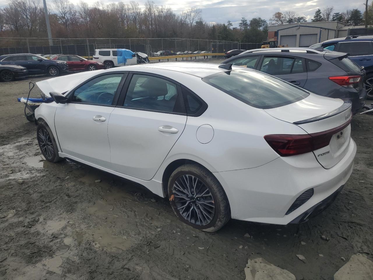 2023 Kia Forte Gt Line - Image 2