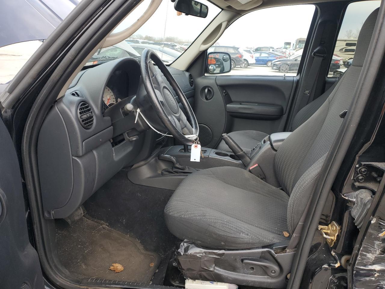 2003 Jeep Liberty Sport - Image 7