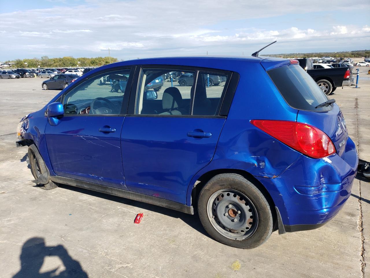2012 Nissan Versa S Au - Image 2