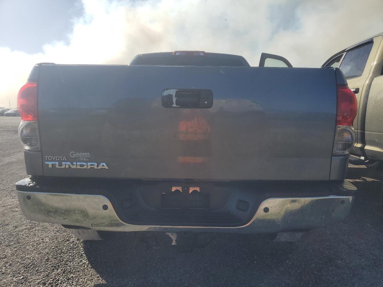 2007 Toyota Tundra Double Cab Limited - Image 6