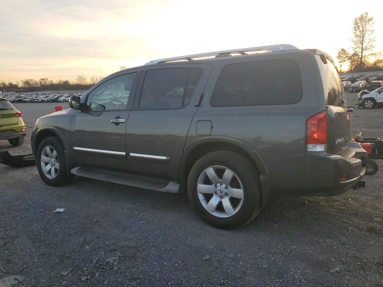 2011 Nissan Armada Sv - Image 2